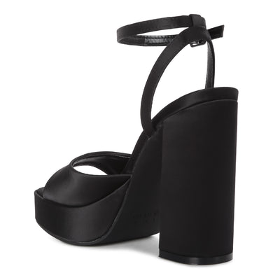 platform block heel sandals#color_black