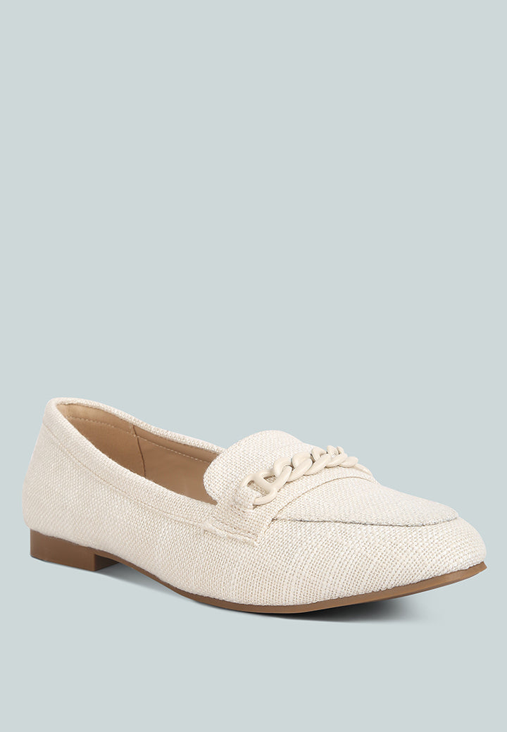 women chain embellished loafers#color_off-white