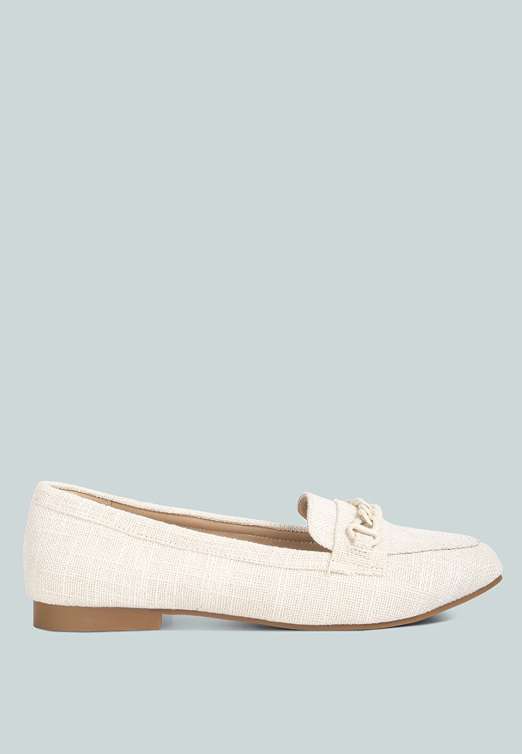 women chain embellished loafers#color_off-white