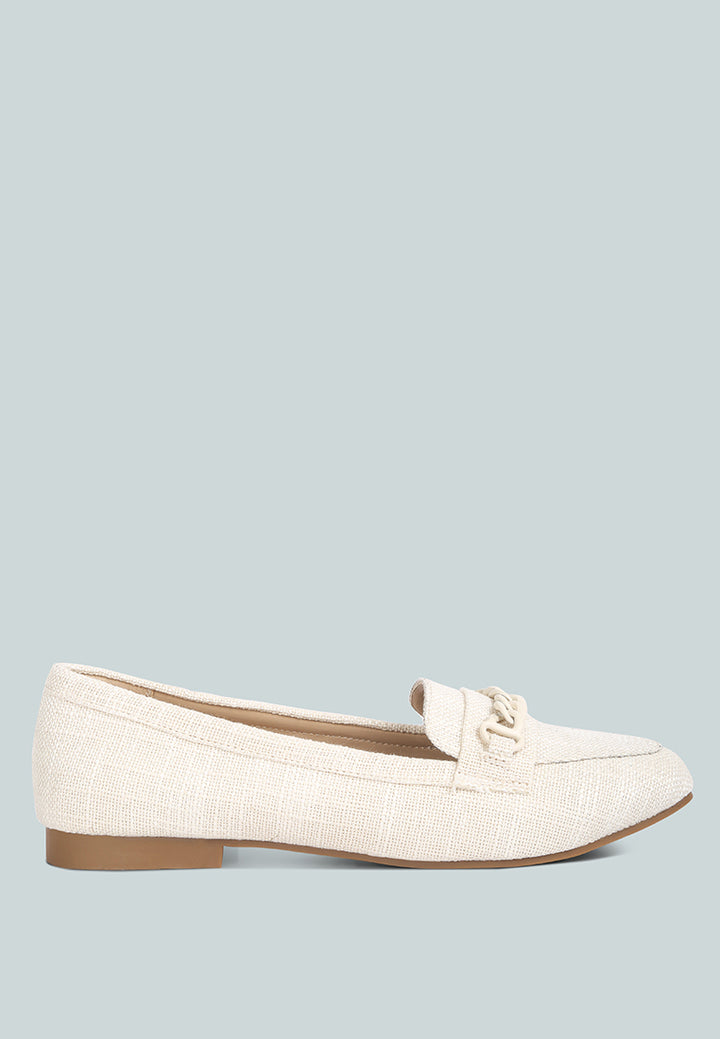 women chain embellished loafers#color_off-white