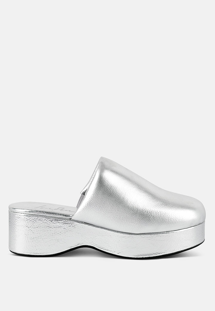 women olori solid platform slip on mules#color_silver