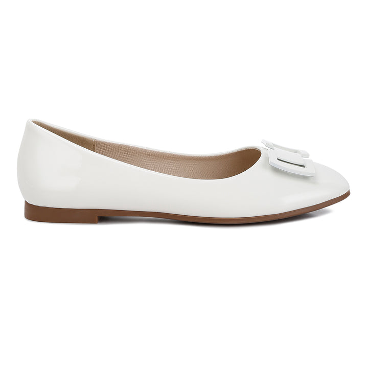 Embellished Flat Ballerinas In Off White