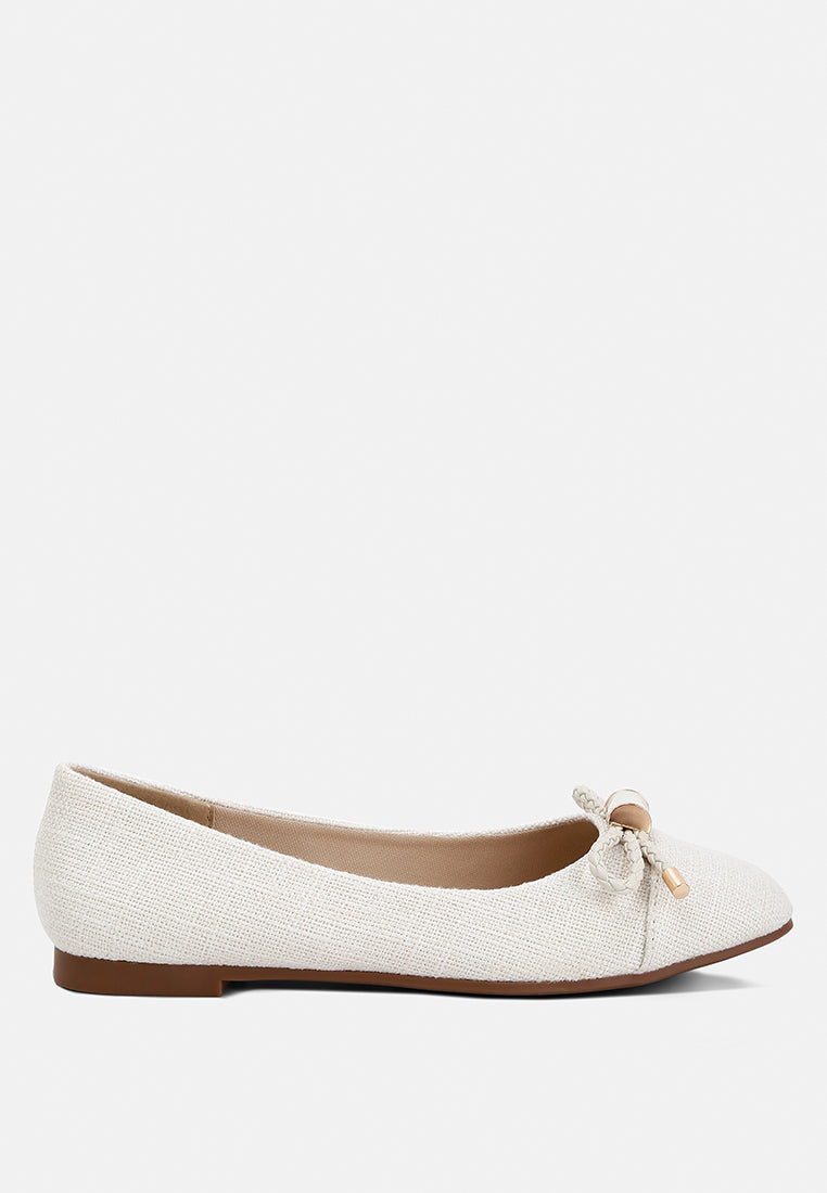 women metallic embellished flat ballerinas#color_beige