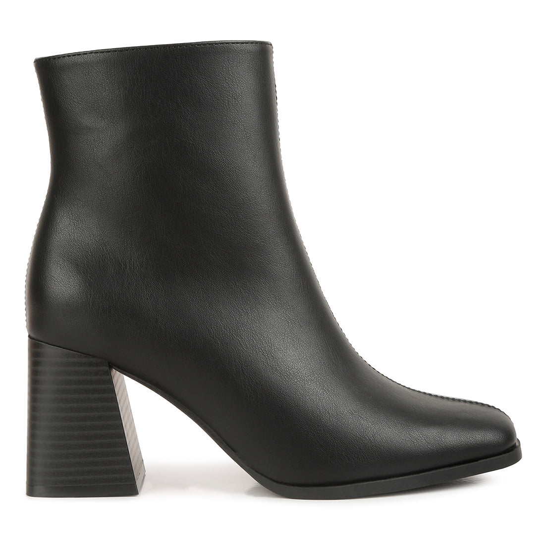 cut out block heeled chelsea boots#color_black