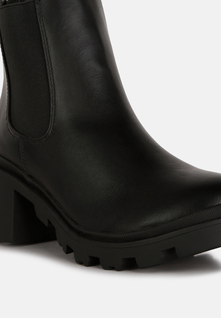 women block heel platform chelsea boots#color_black
