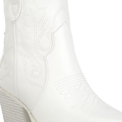 ankle length block heel cowboy boots#color_white