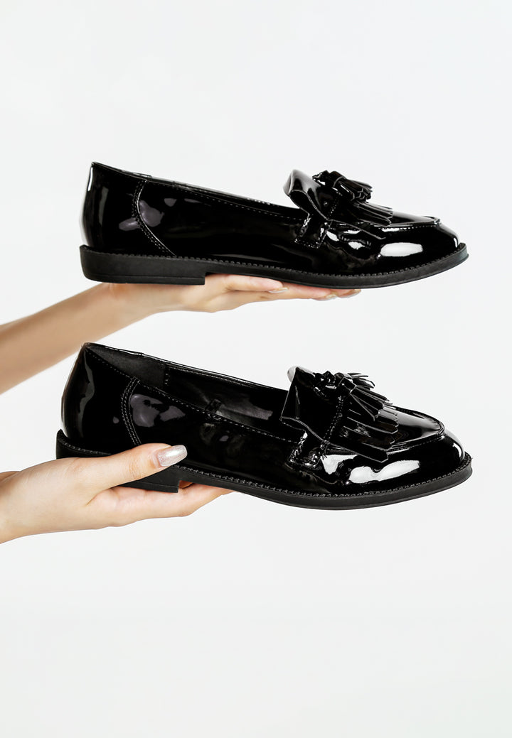 Women Tassel Faux Leather Loafers