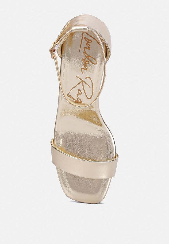 women metallic block heels#color_gold