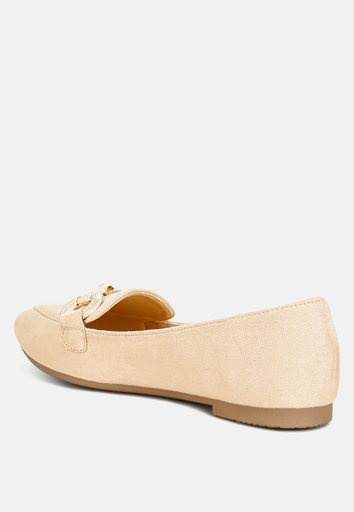 women horsebit detail flexible loafers#color_beige