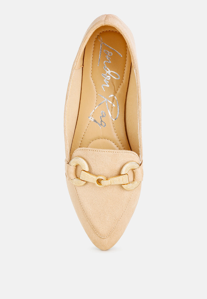 women horsebit detail flexible loafers#color_beige