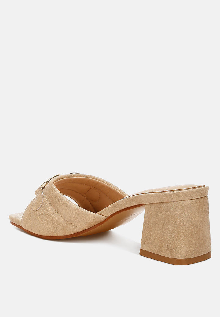 women horsebit detail snake print sandals#color_beige