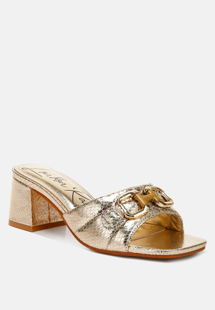 women horsebit detail snake print sandals#color_light-gold