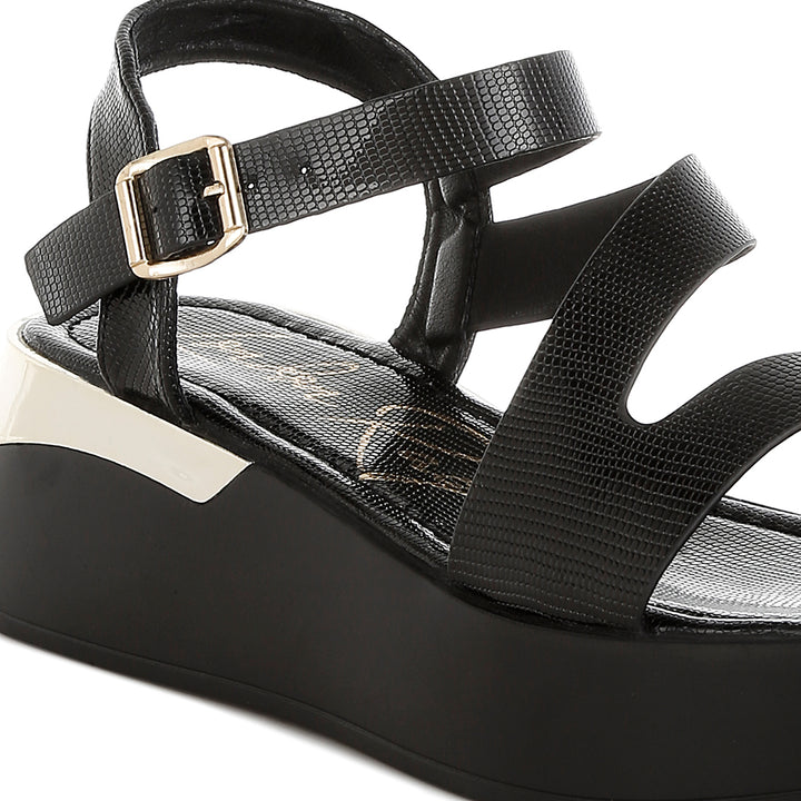 chunky flatform sandals
#color_black