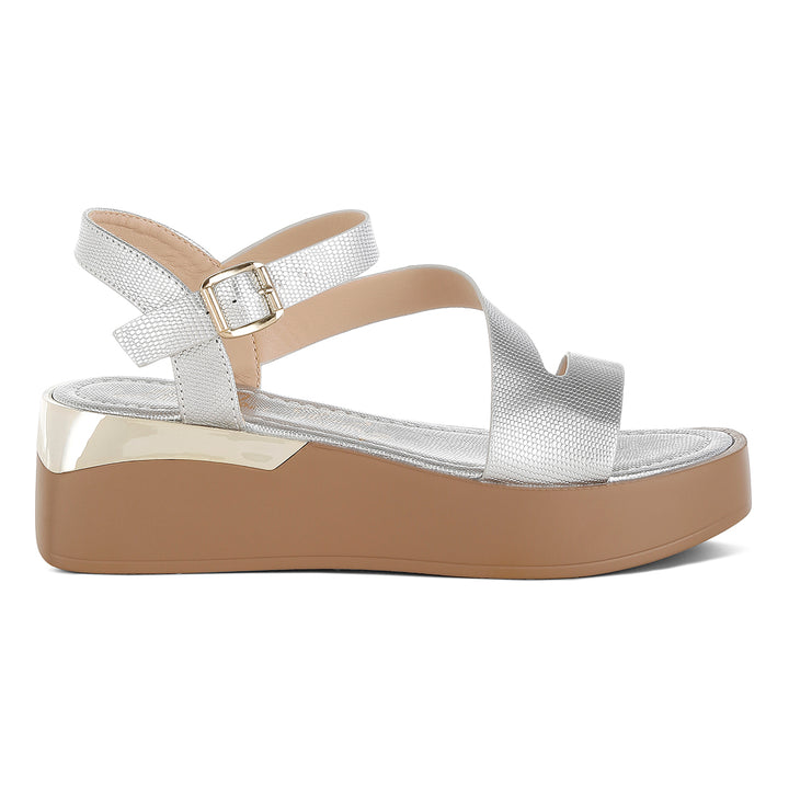 chunky flatform sandals
#color_silver