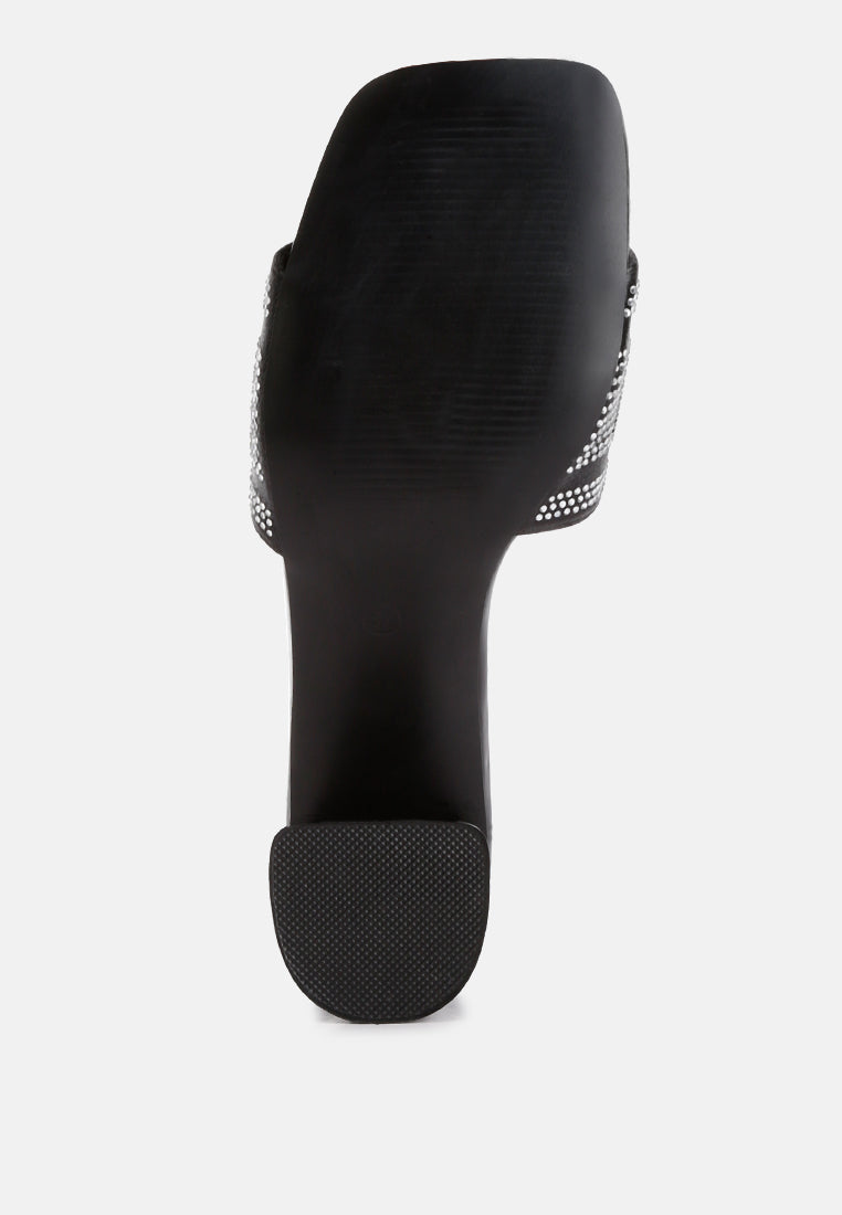 women diamante embellished mumbai sandals#color_black