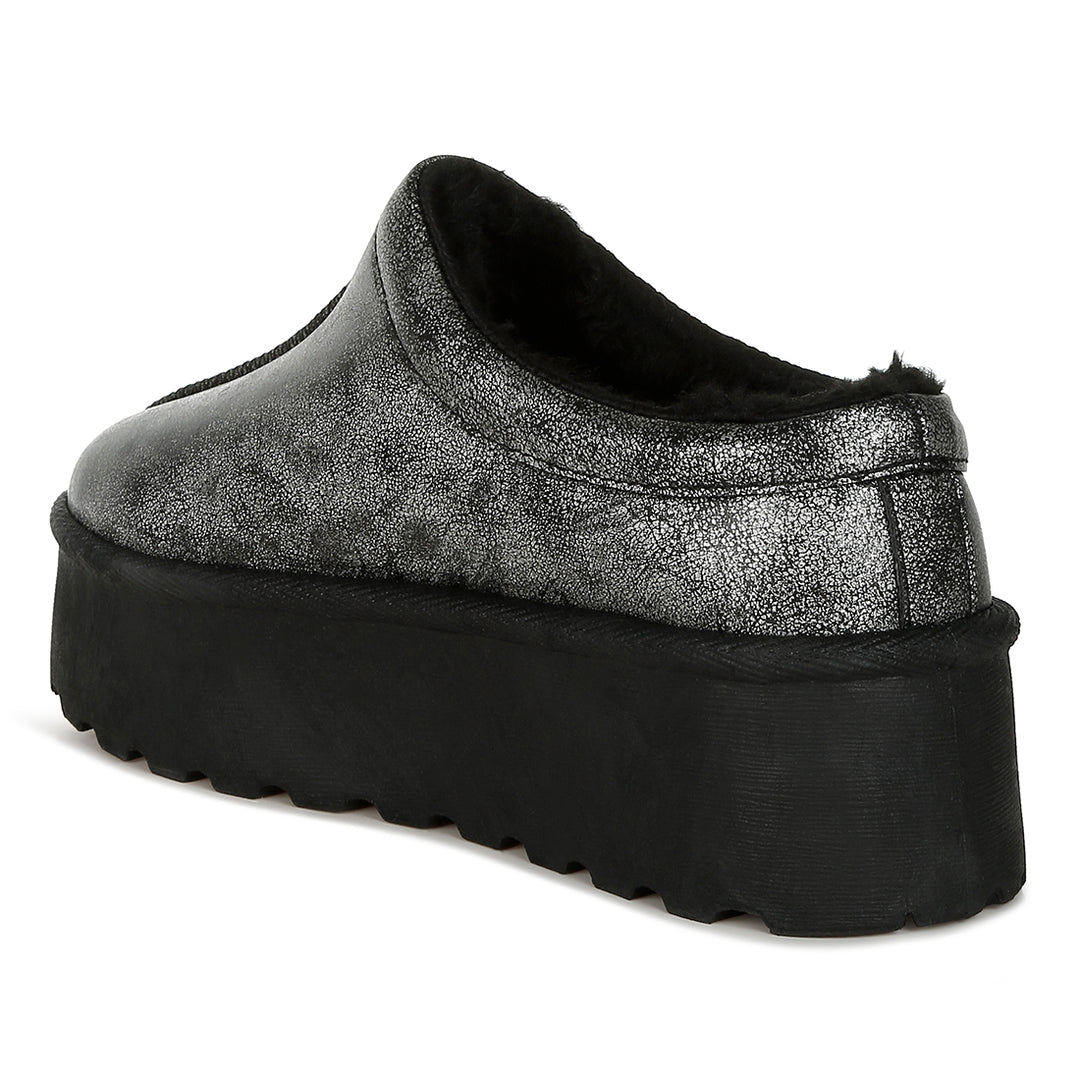 faux leather platform classic slip-on
#color_black