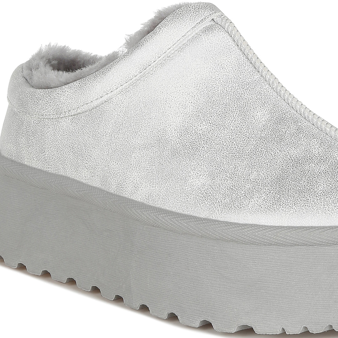 faux leather platform classic slip-on
#color_silver