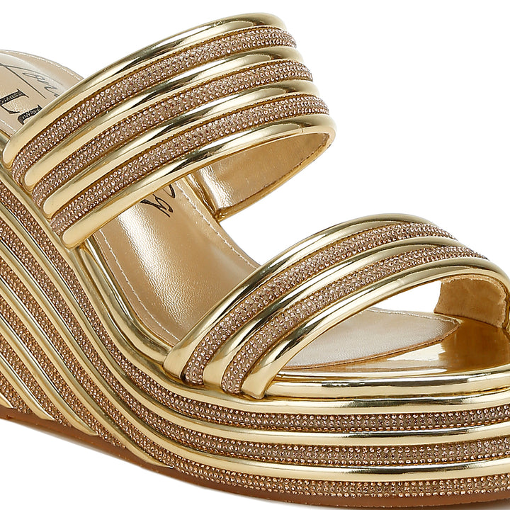 metallic faux leather wedge sandals#color_gold
