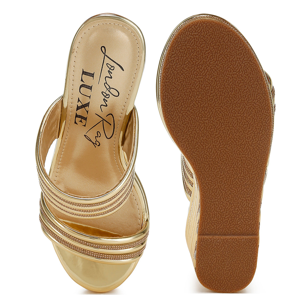 metallic faux leather wedge sandals#color_gold
