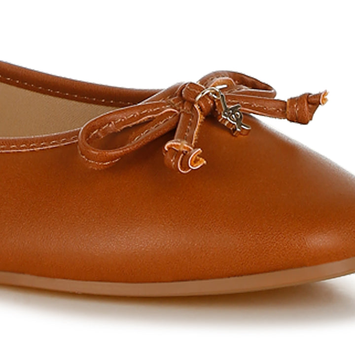 faux leather casual ballerinas#color_tan