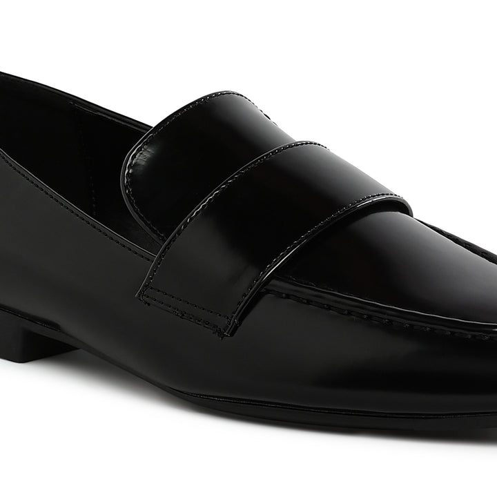 flat heel loafers#color_black