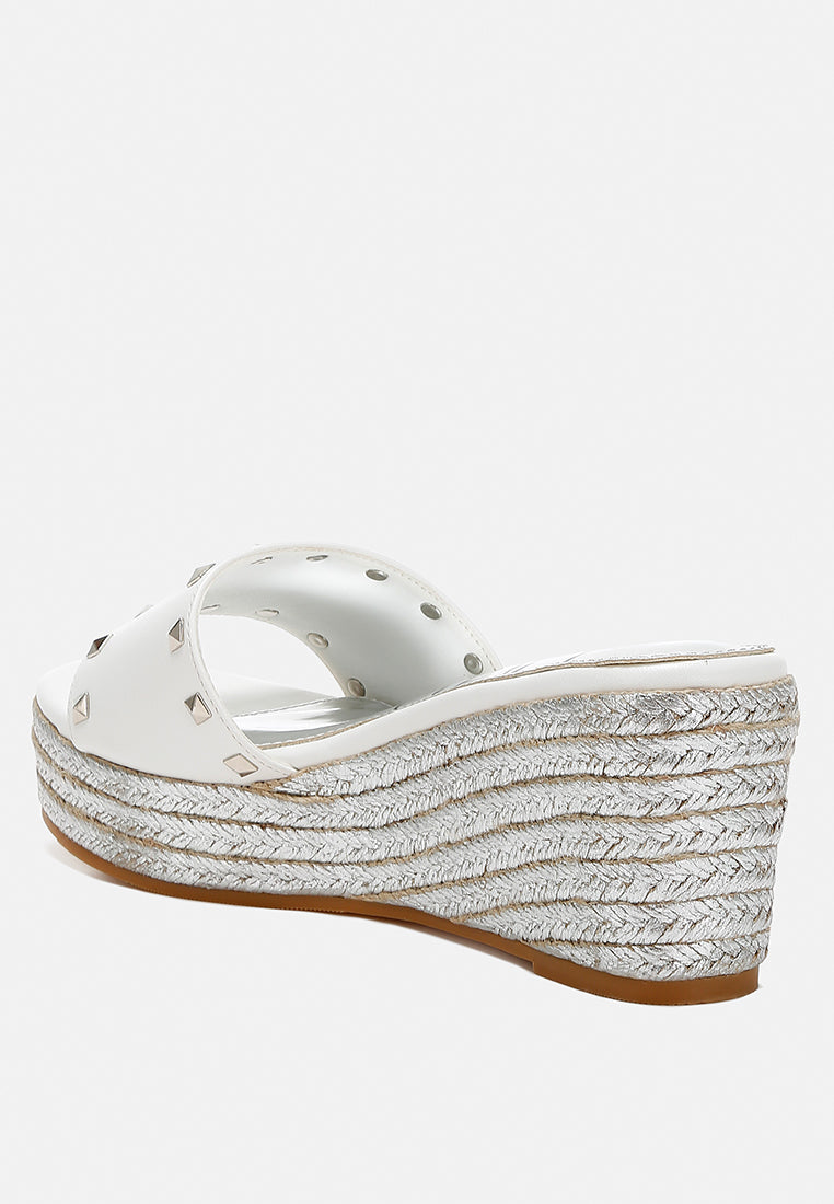 slip on espadrilles#color_white