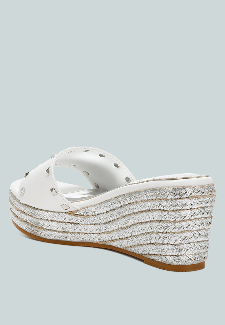 slip on espadrilles#color_white