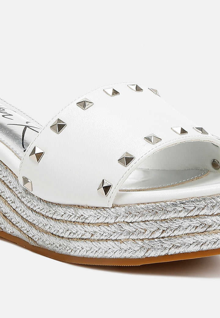 slip on espadrilles#color_white