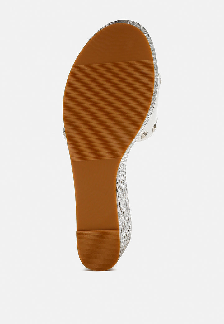 slip on espadrilles#color_white