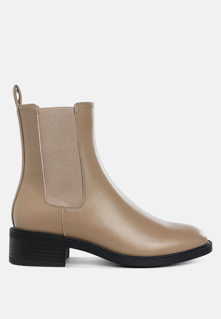 women stacked heel chelsea boots#color_beige