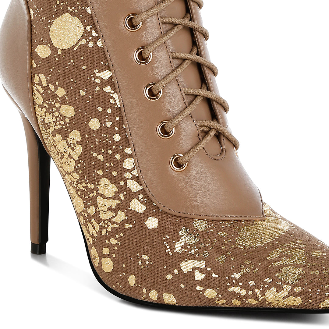 abstract pattern lace-up ankle boots#color_brown