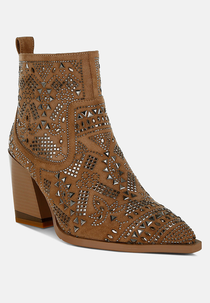 women stud embellished ankle boots#color_beige