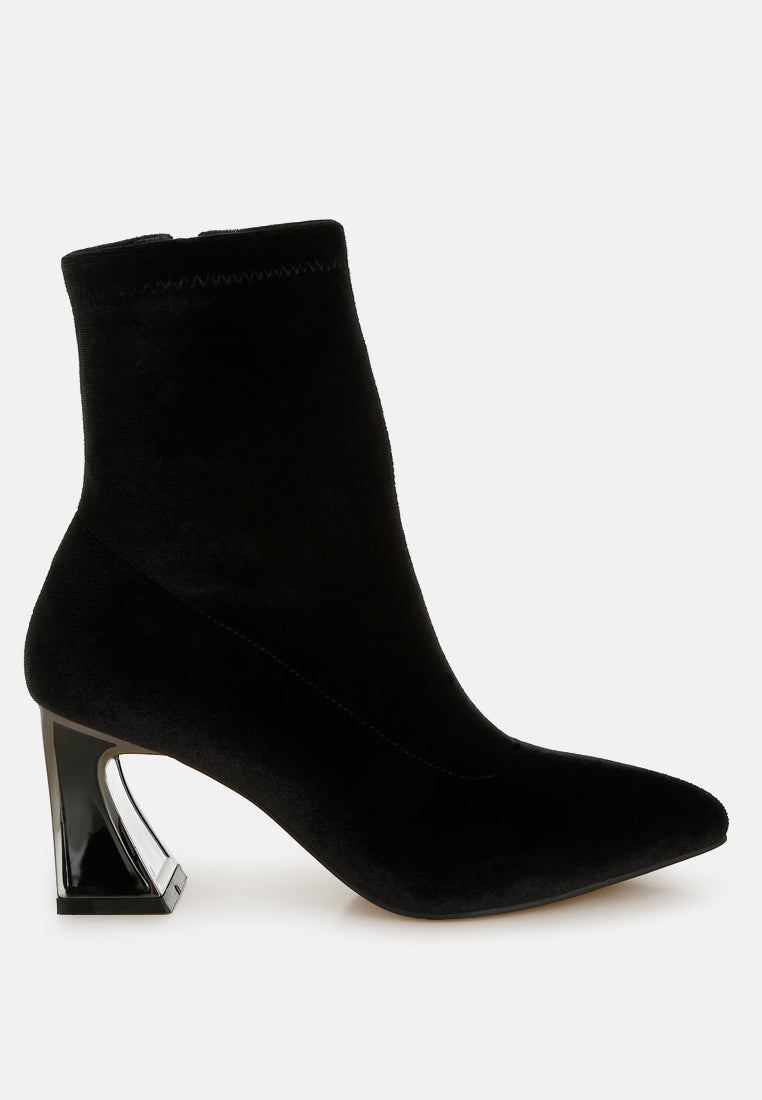 flared block heel velvet boots#colour_black