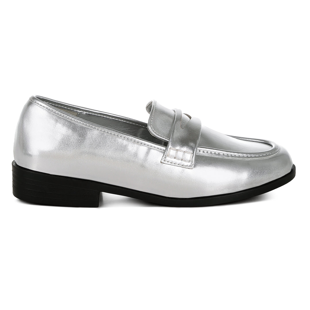 metallic faux leather flat loafers
#color_silver