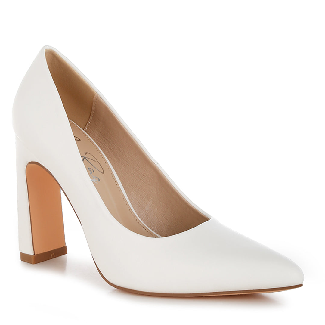 faux leather pumps#color_white