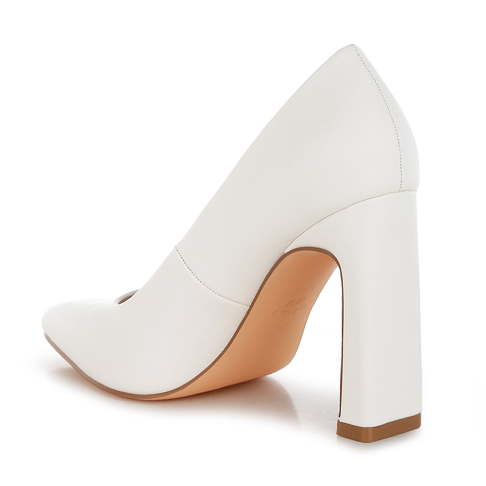 faux leather pumps#color_white