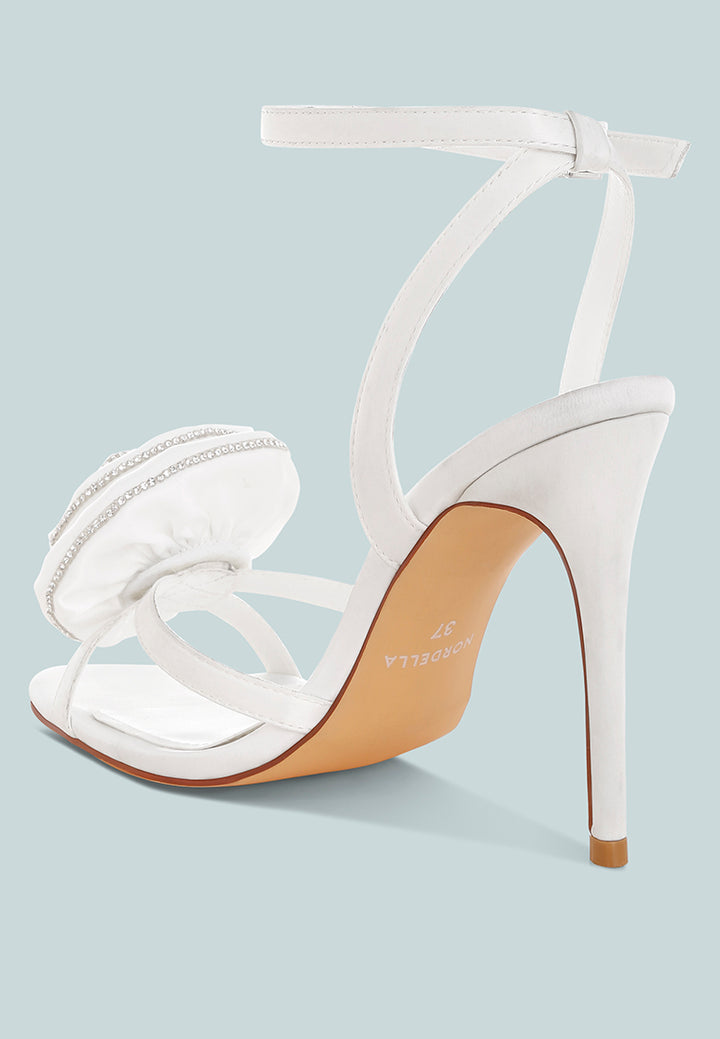 #color_white-satin