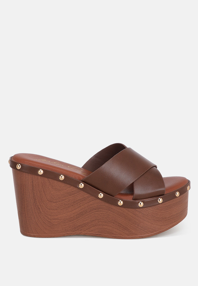 #color_brown