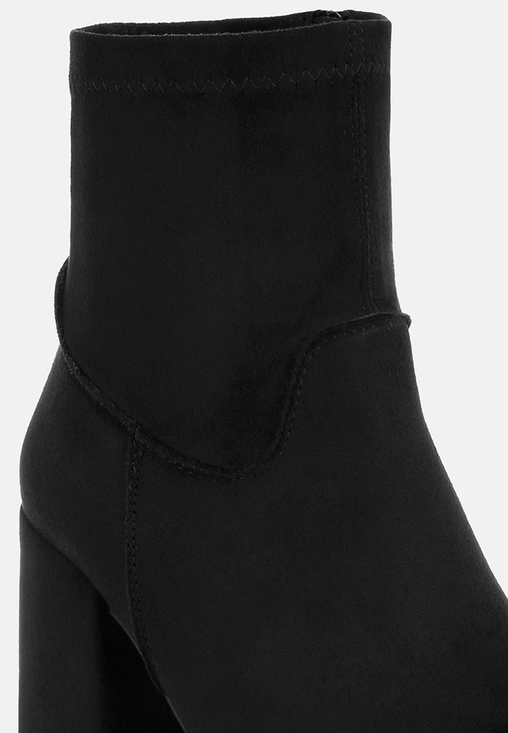 #color_black-suede