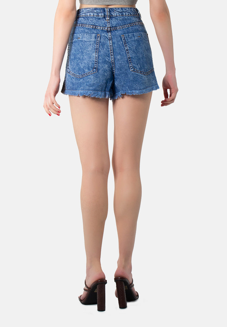 women side slit raw hem denim shorts#color_acid blue