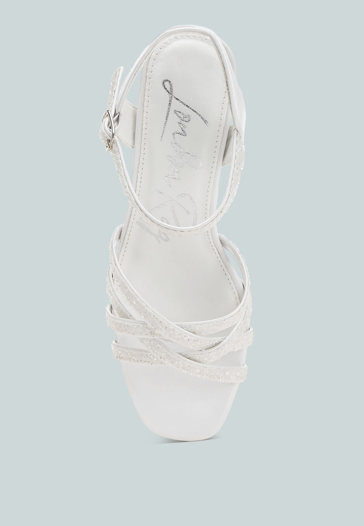 women glitter strappy block sandals#color_white