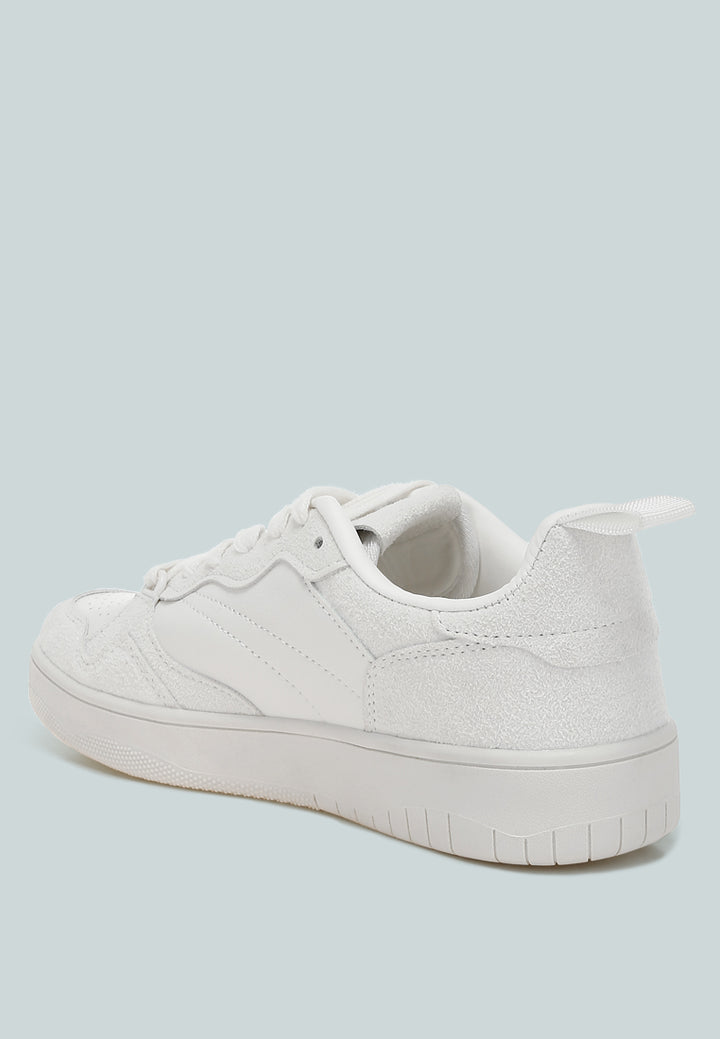 women surfer faux leather casual sneakers#color_white