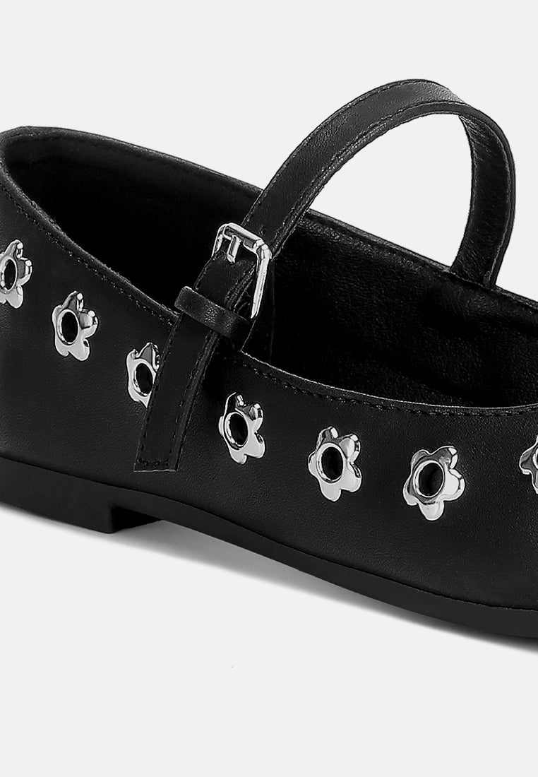 women floral eyelet strapped ballerinas#color_black