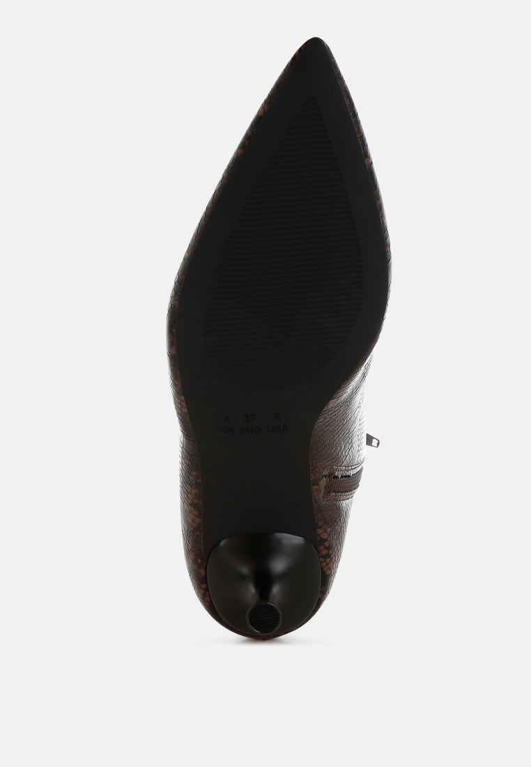 women faux leather kitten heel boots#color_chocolate