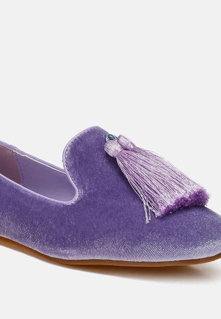 women iconic tassel detail velvet loafers#color_lilac