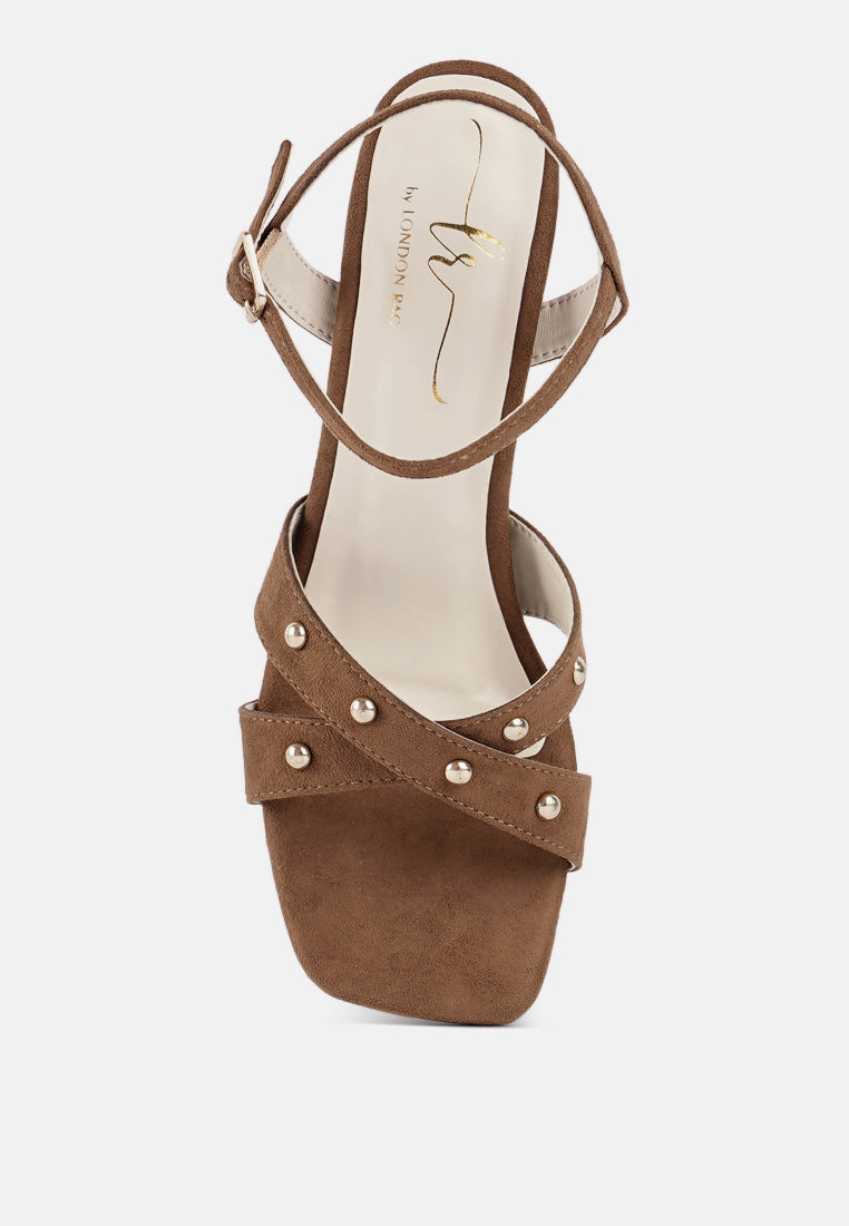 open-toe studded ankle strap sandals#color_tan
