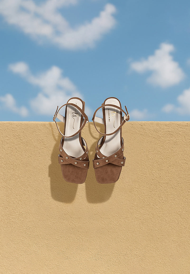 open-toe studded ankle strap sandals#color_tan