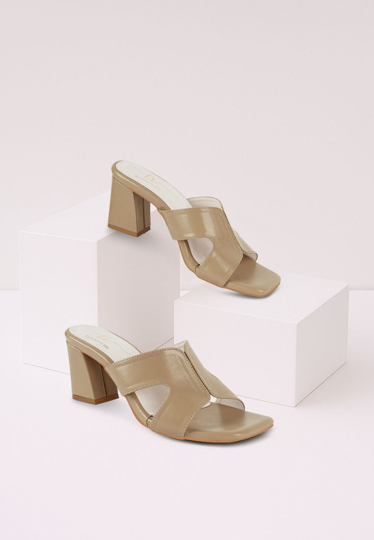 women square toe block heels#color_beige