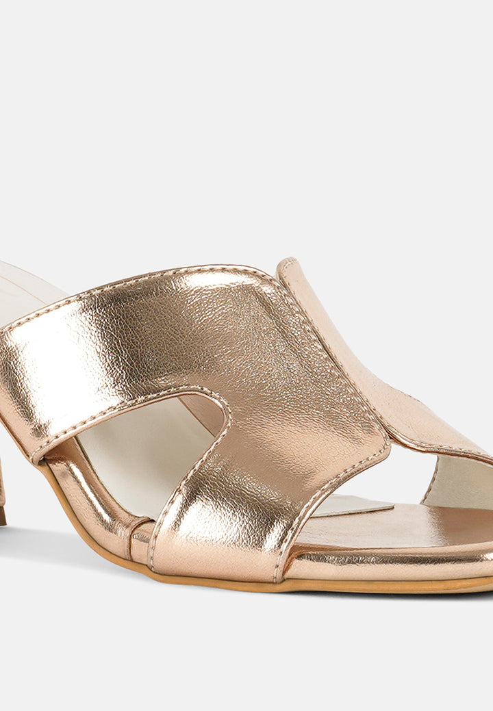 Women Metallic Faux Leather Slip On Sandals
