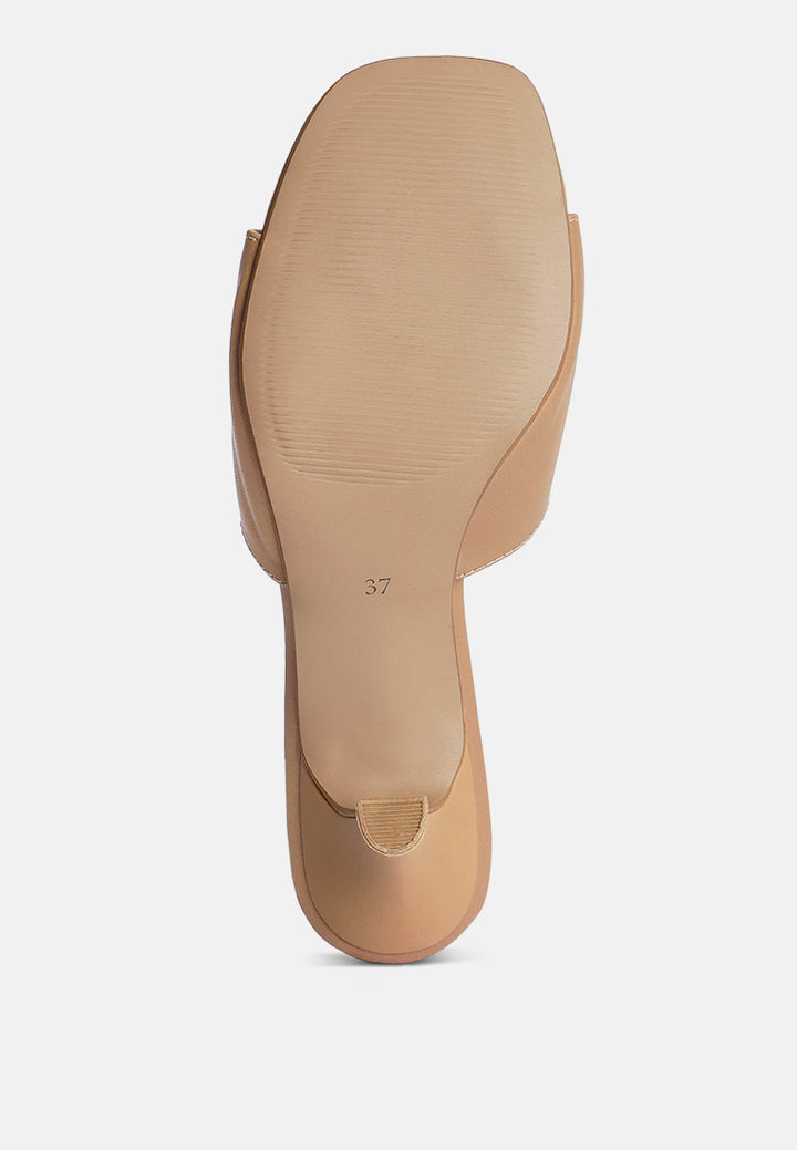 women horsebit detail heels#color_beige